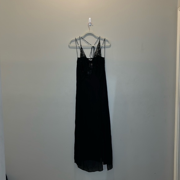 Current Obsession Maxi Slip - Picture 2 of 10